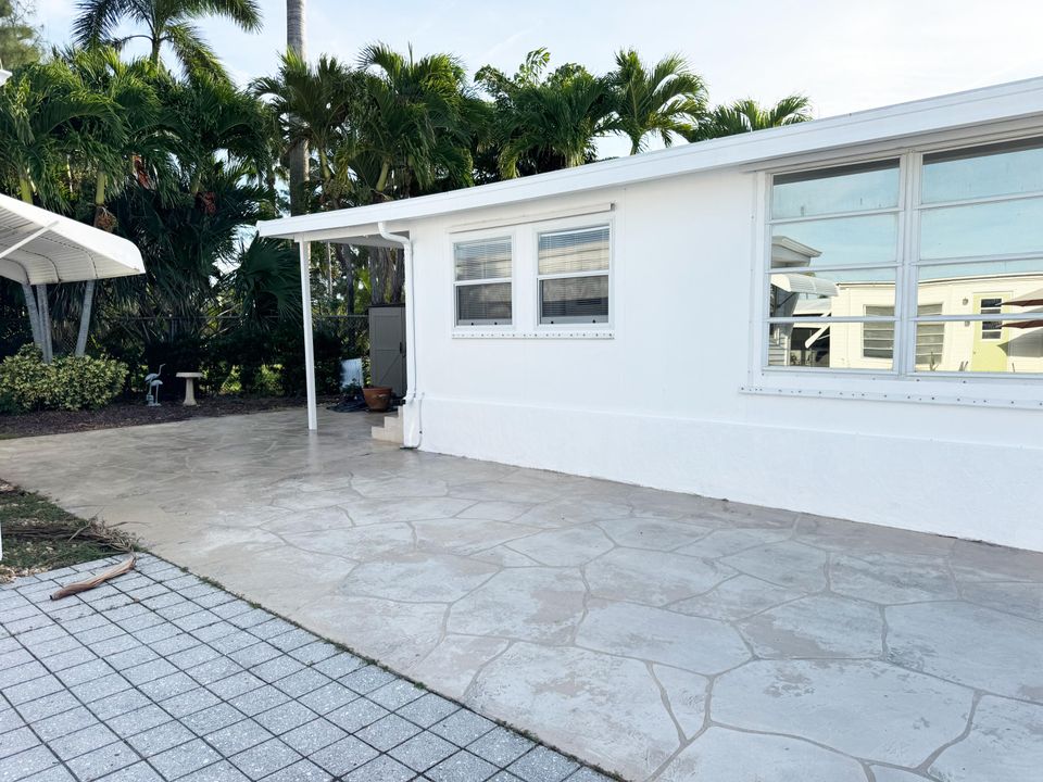 En Venta: $359,000 (2 camas, 1 baños, 738 Pies cuadrados)