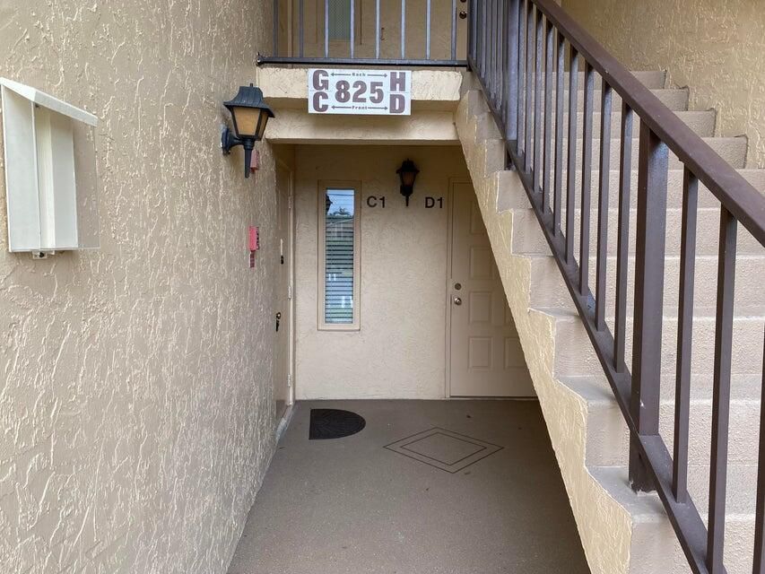 For Rent: $1,850 (2 beds, 2 baths, 1111 Square Feet)