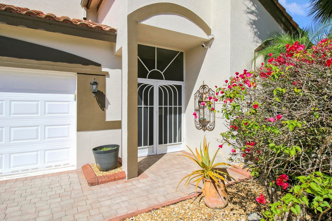 En Venta: $590,000 (3 camas, 2 baños, 2175 Pies cuadrados)