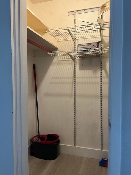 For Rent: $2,000 (1 beds, 1 baths, 648 Square Feet)