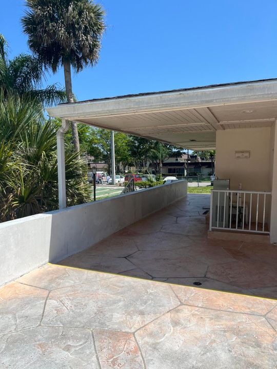 For Rent: $2,000 (1 beds, 1 baths, 648 Square Feet)