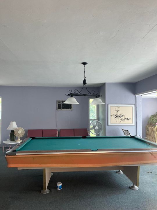 For Rent: $2,000 (1 beds, 1 baths, 648 Square Feet)