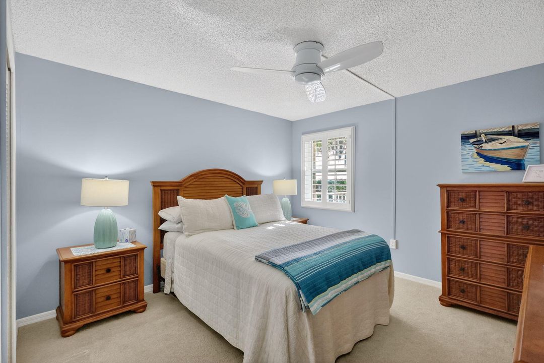 На продажу: $499,000 (2 спален, 2 ванн, 1298 Квадратных фут)