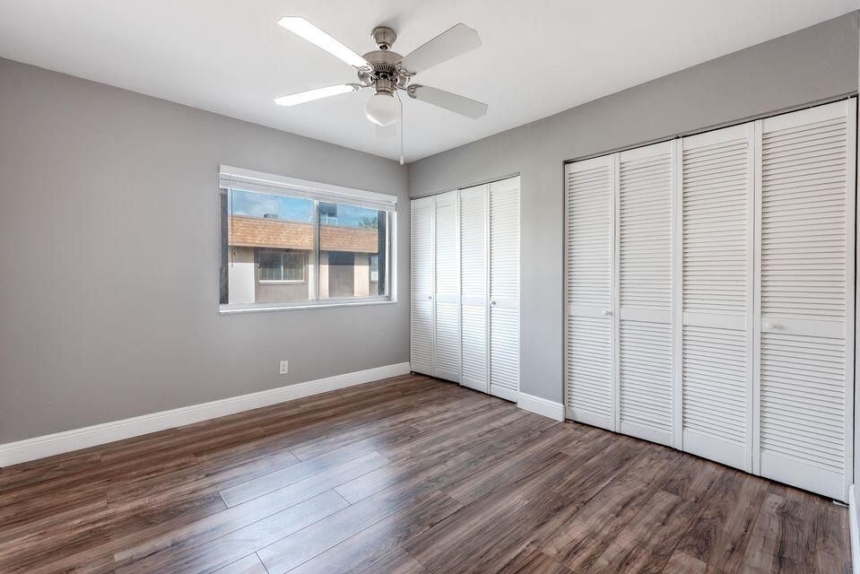 For Rent: $2,000 (2 beds, 1 baths, 986 Square Feet)