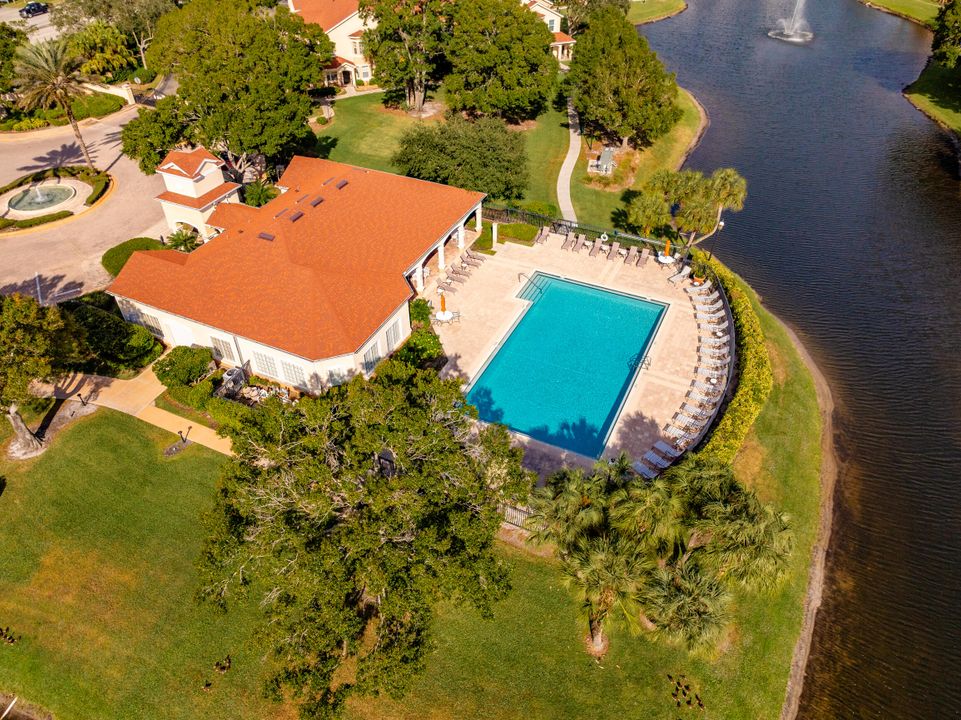 На продажу: $210,000 (2 спален, 2 ванн, 1120 Квадратных фут)