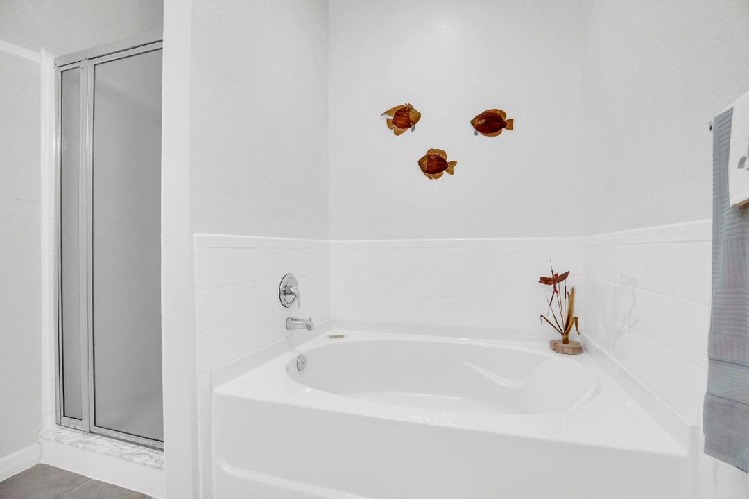 На продажу: $210,000 (2 спален, 2 ванн, 1120 Квадратных фут)