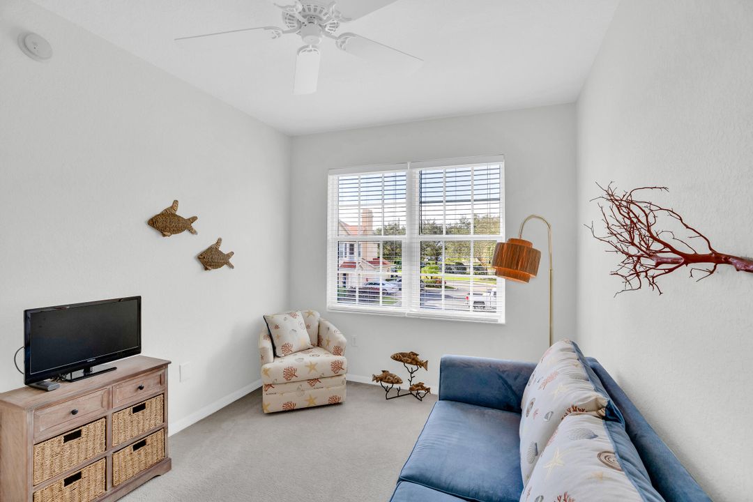 На продажу: $210,000 (2 спален, 2 ванн, 1120 Квадратных фут)