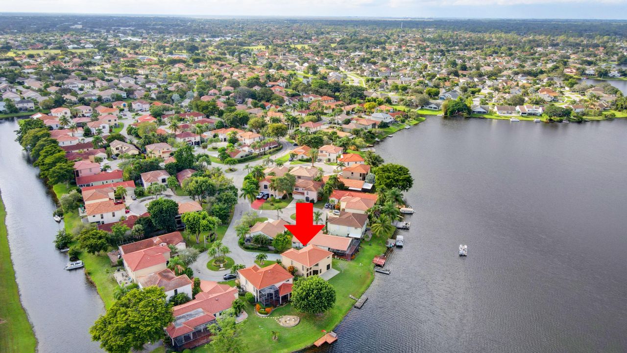 出租: $3,450 (3 贝兹, 2 浴室, 1608 平方英尺)