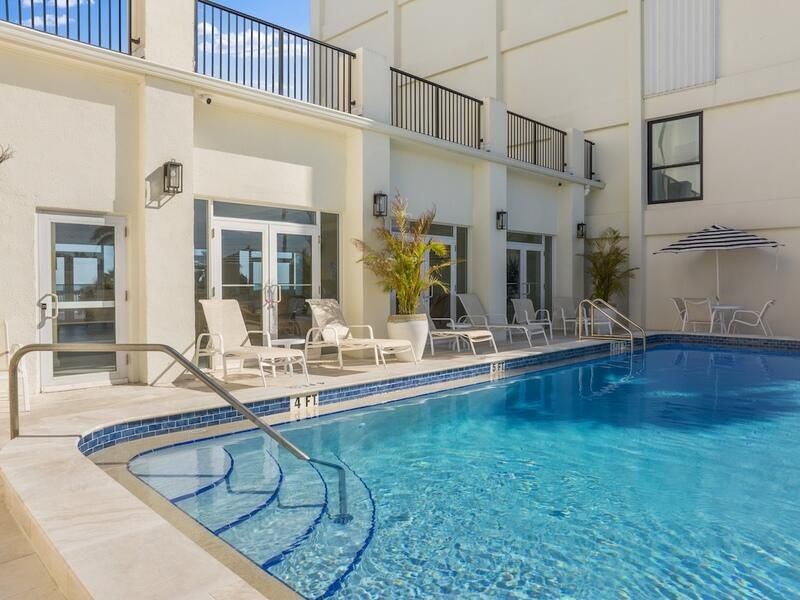 En Venta: $600,000 (2 camas, 2 baños, 1860 Pies cuadrados)