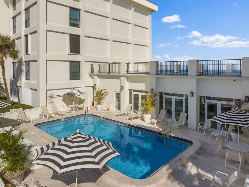 En Venta: $600,000 (2 camas, 2 baños, 1860 Pies cuadrados)