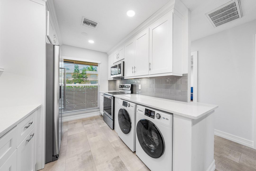 En Venta: $250,000 (2 camas, 2 baños, 953 Pies cuadrados)