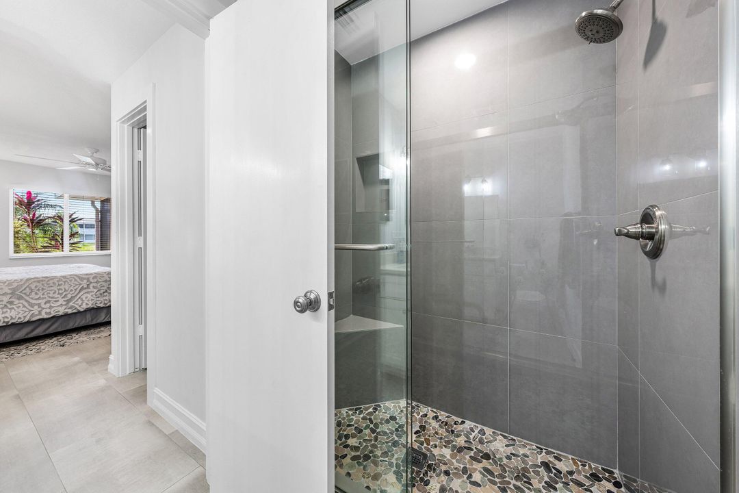 En Venta: $250,000 (2 camas, 2 baños, 953 Pies cuadrados)