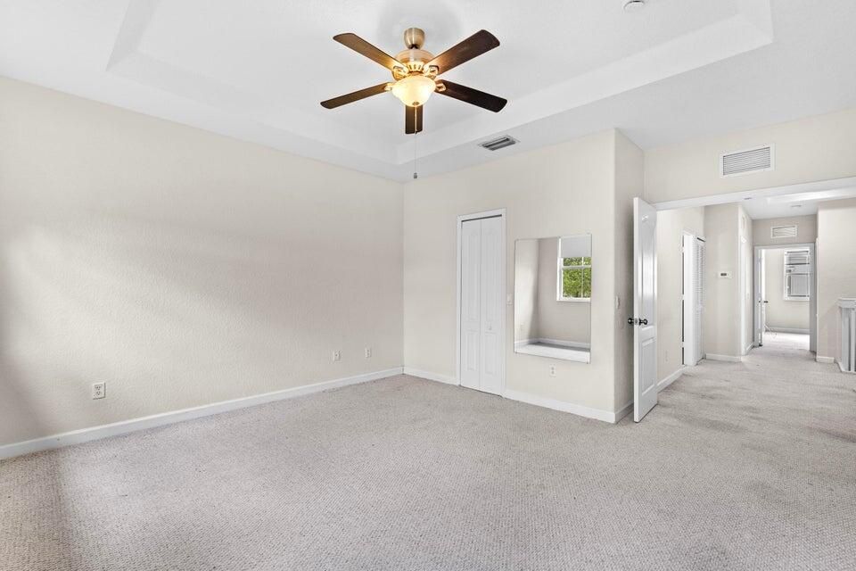 出租: $3,000 (3 贝兹, 2 浴室, 1705 平方英尺)