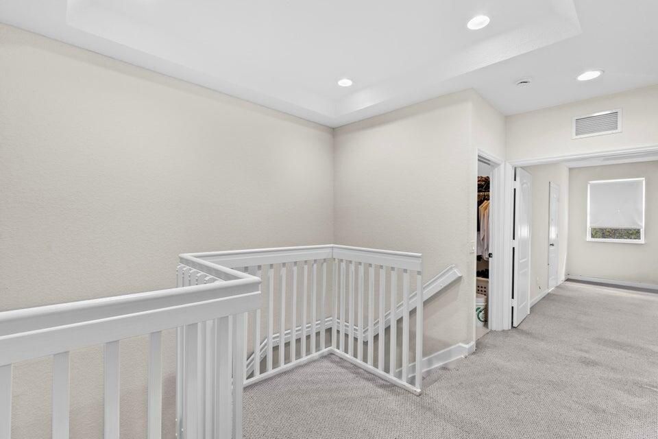 出租: $3,000 (3 贝兹, 2 浴室, 1705 平方英尺)