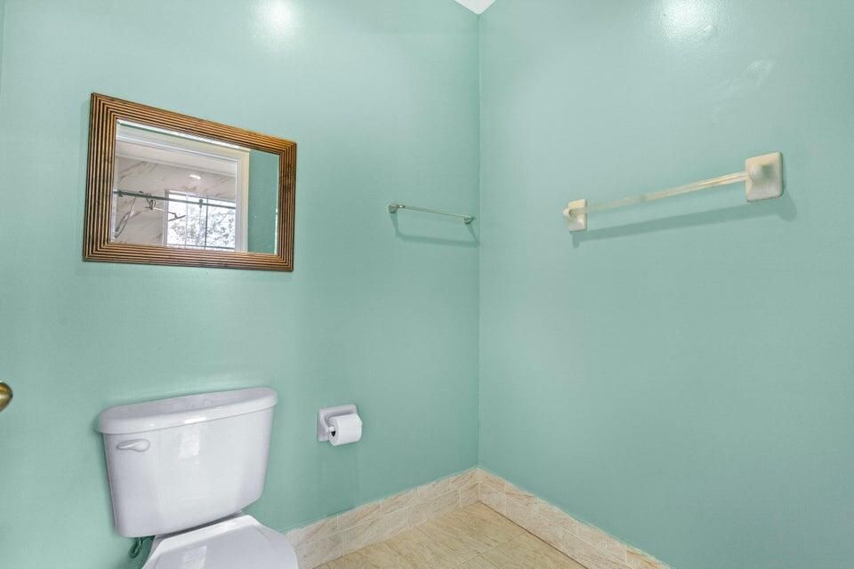 出租: $3,000 (3 贝兹, 2 浴室, 1705 平方英尺)