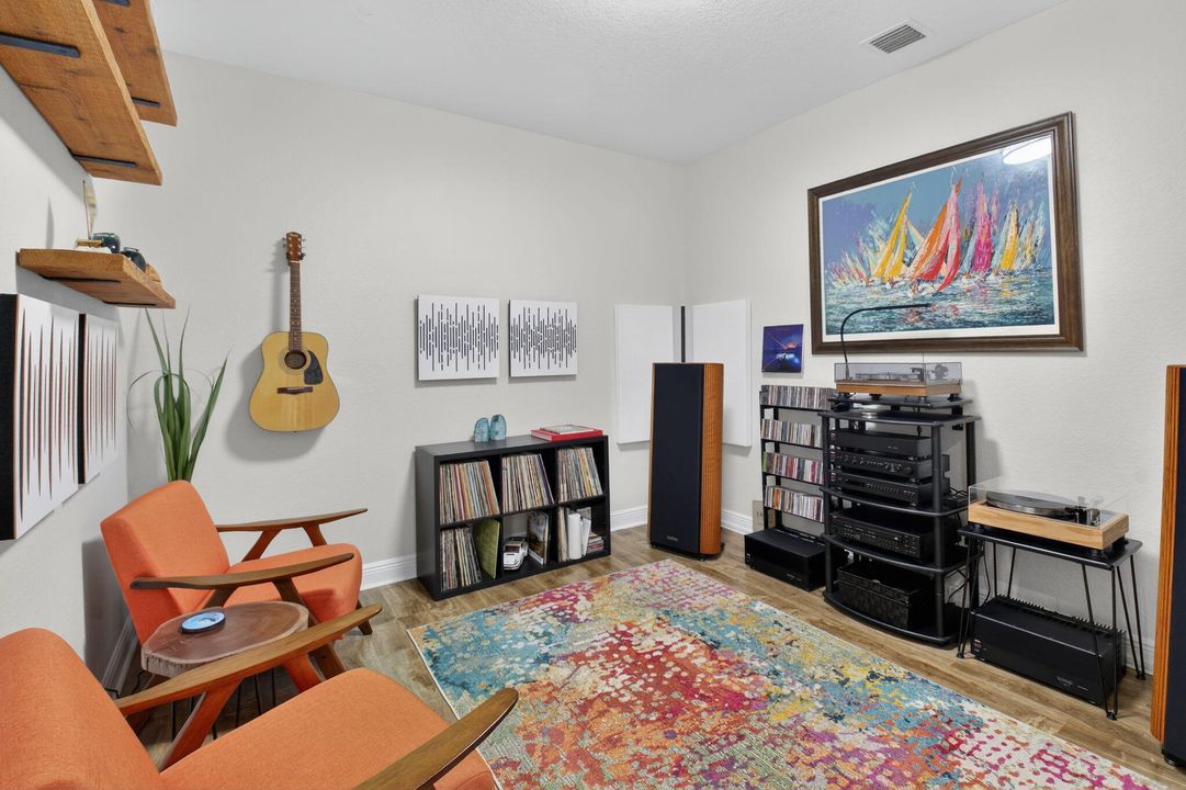 待售: $665,000 (3 贝兹, 2 浴室, 2433 平方英尺)