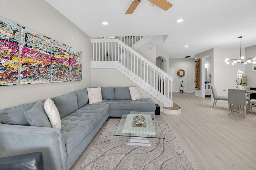 待售: $665,000 (3 贝兹, 2 浴室, 2433 平方英尺)