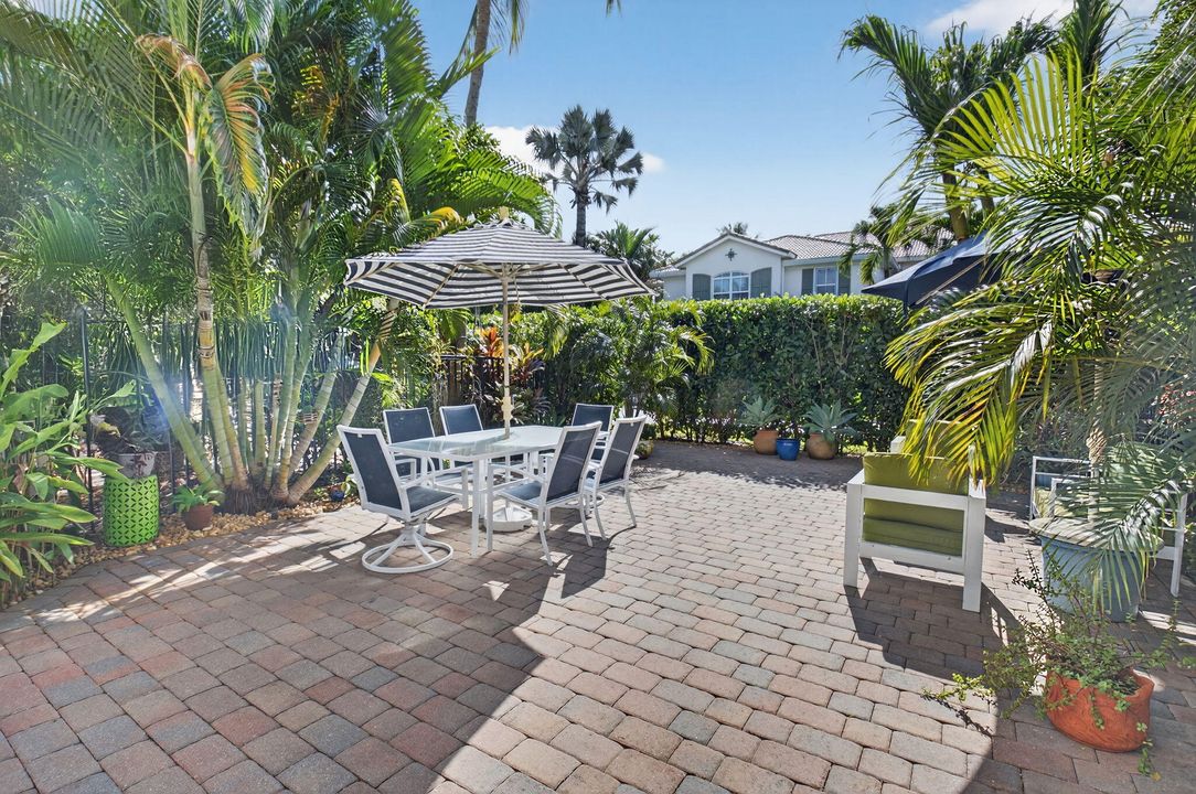 待售: $665,000 (3 贝兹, 2 浴室, 2433 平方英尺)