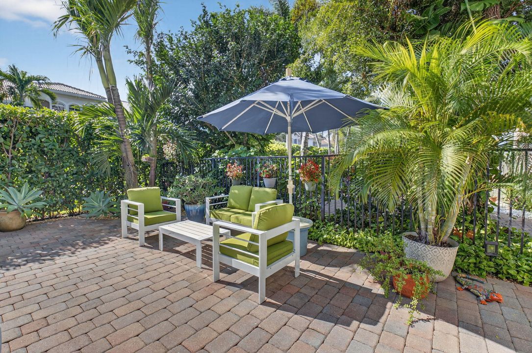 待售: $665,000 (3 贝兹, 2 浴室, 2433 平方英尺)