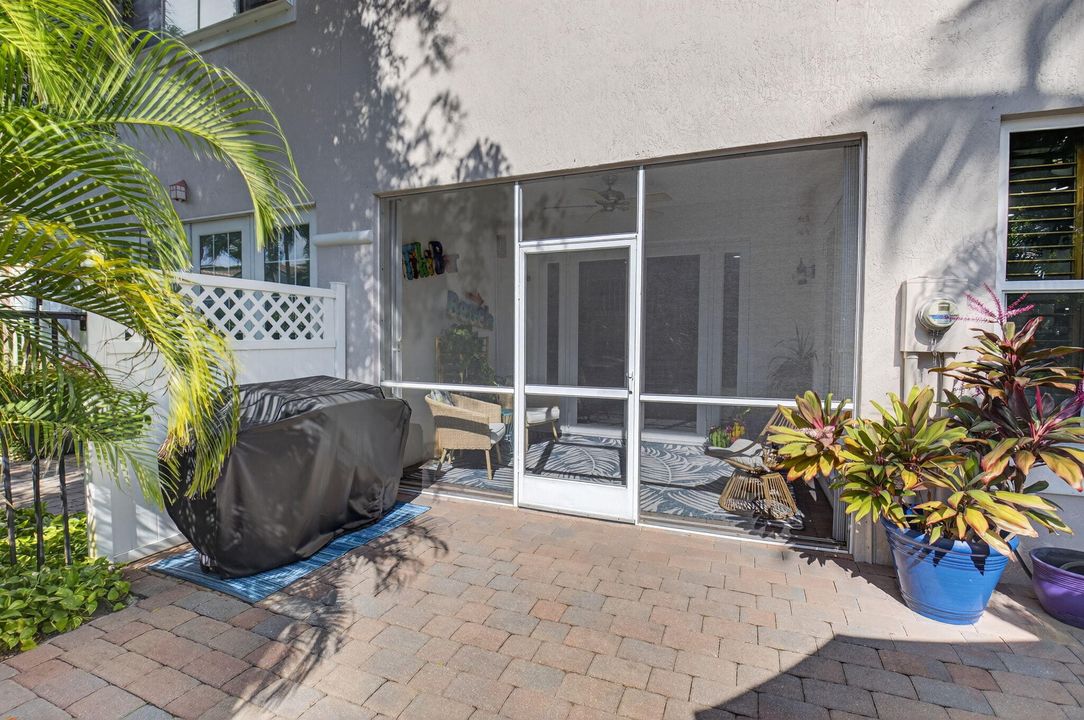 待售: $665,000 (3 贝兹, 2 浴室, 2433 平方英尺)