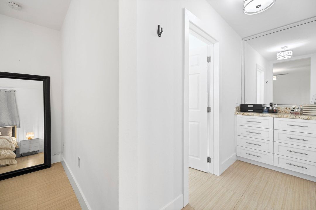 В аренду: $5,950 (3 спален, 2 ванн, 1654 Квадратных фут)