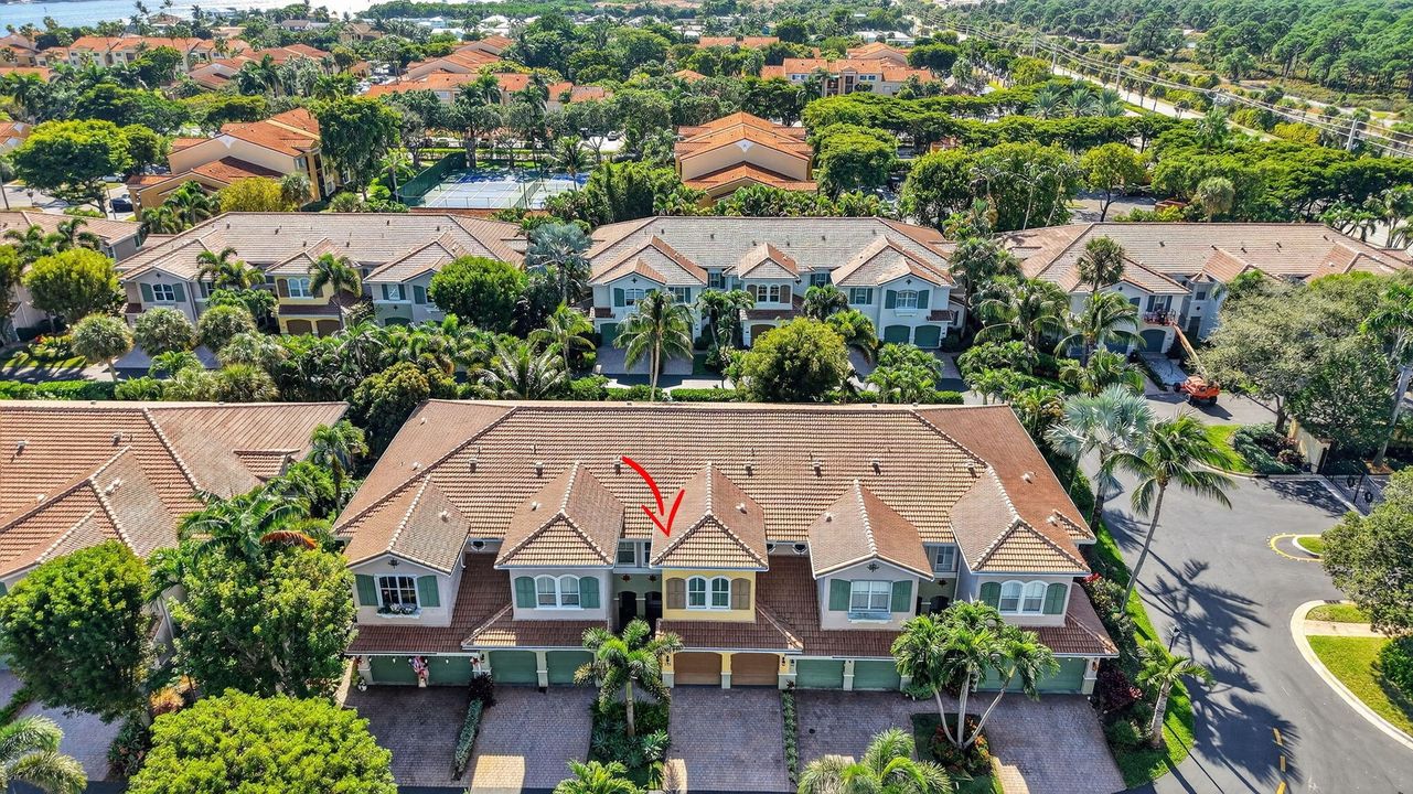 待售: $665,000 (3 贝兹, 2 浴室, 2433 平方英尺)