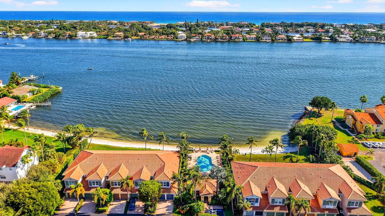 待售: $665,000 (3 贝兹, 2 浴室, 2433 平方英尺)