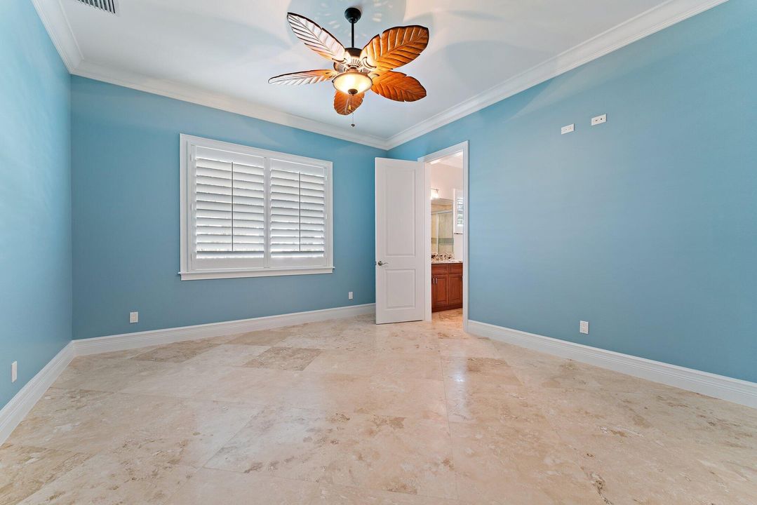 На продажу: $6,875,000 (3 спален, 2 ванн, 4217 Квадратных фут)