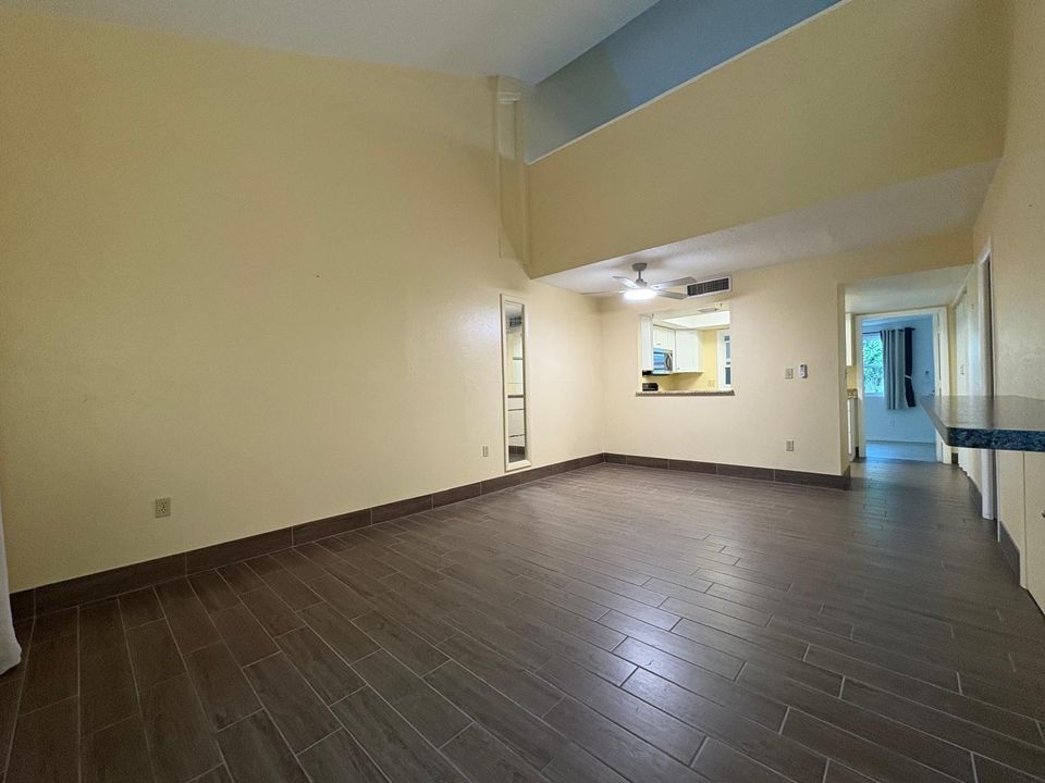 En Renta: $1,800 (2 camas, 1 baños, 1204 Pies cuadrados)