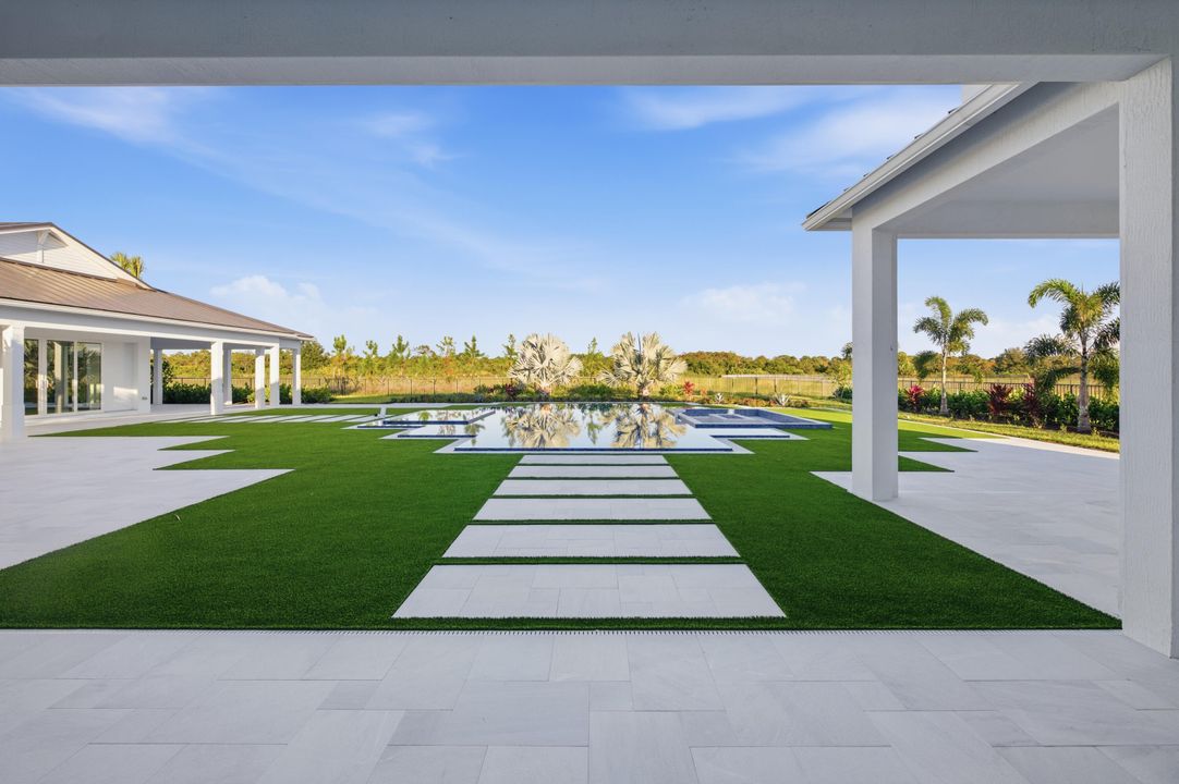 For Sale: $6,900,000 (5 beds, 6 baths, 5481 Square Feet)