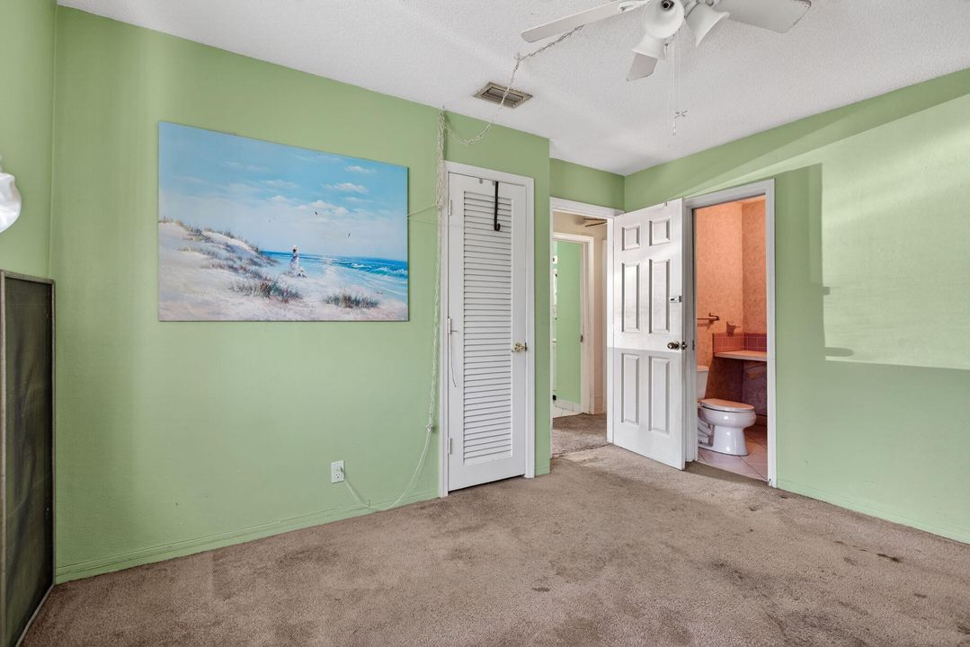 For Sale: $330,000 (2 beds, 2 baths, 1008 Square Feet)