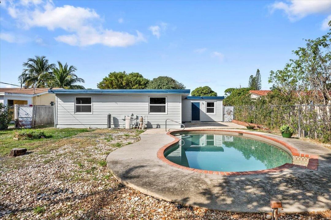 待售: $535,000 (3 贝兹, 2 浴室, 1628 平方英尺)