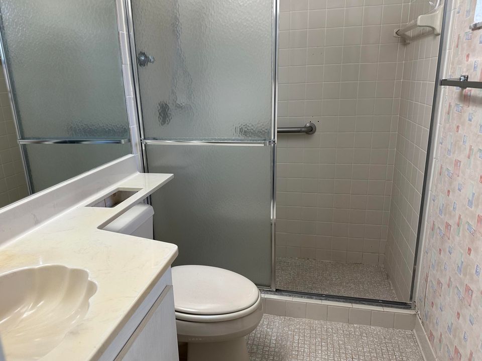 For Sale: $285,000 (2 beds, 2 baths, 1377 Square Feet)