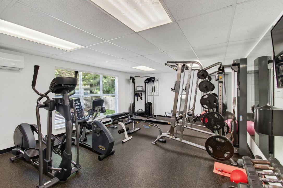 待售: $925,000 (3 贝兹, 2 浴室, 1562 平方英尺)