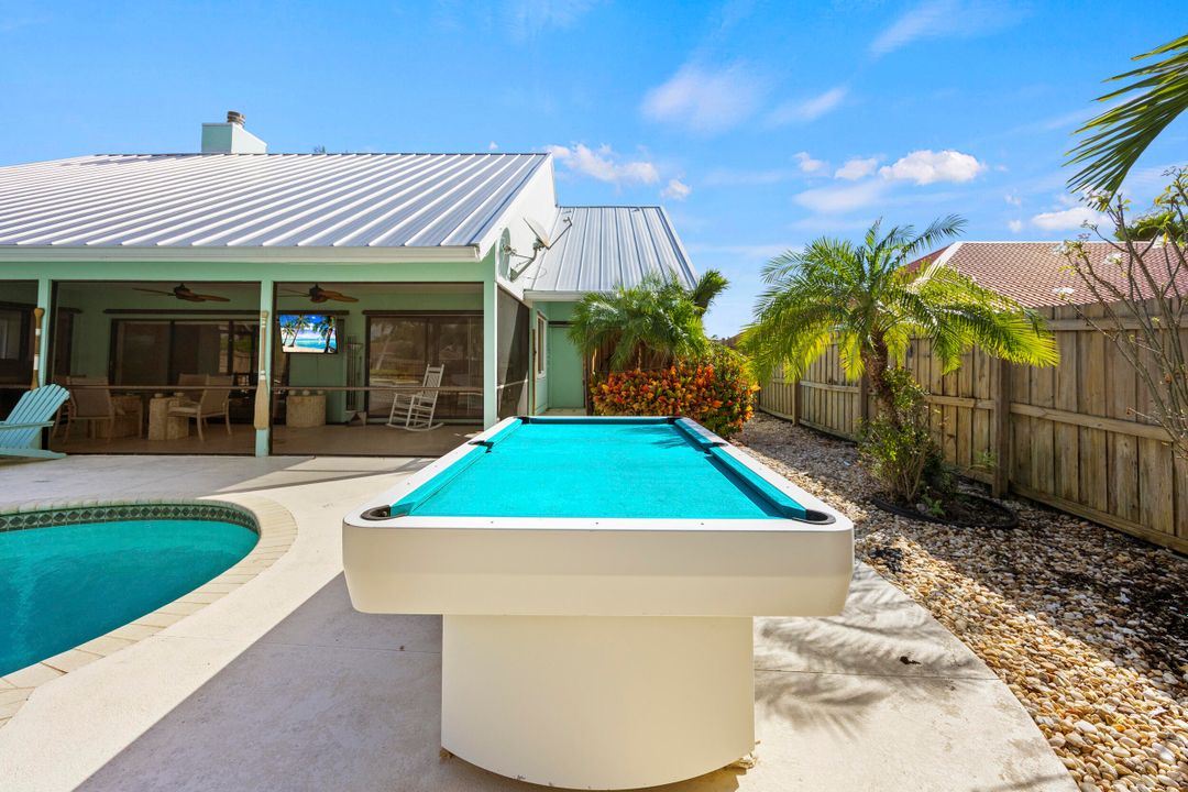 На продажу: $790,000 (3 спален, 2 ванн, 1959 Квадратных фут)