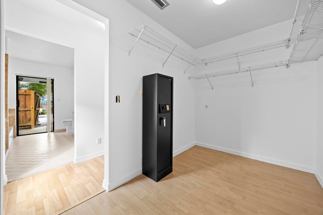 На продажу: $790,000 (3 спален, 2 ванн, 1959 Квадратных фут)