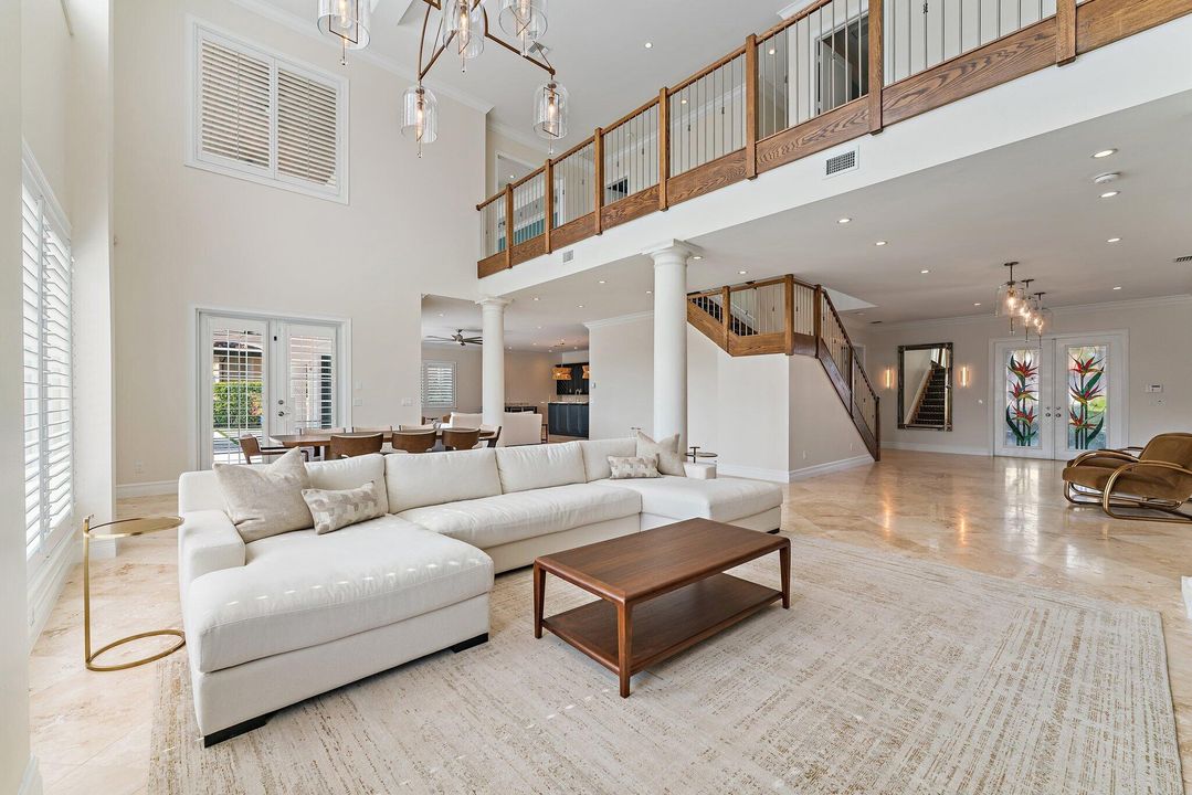 На продажу: $6,875,000 (3 спален, 2 ванн, 4217 Квадратных фут)