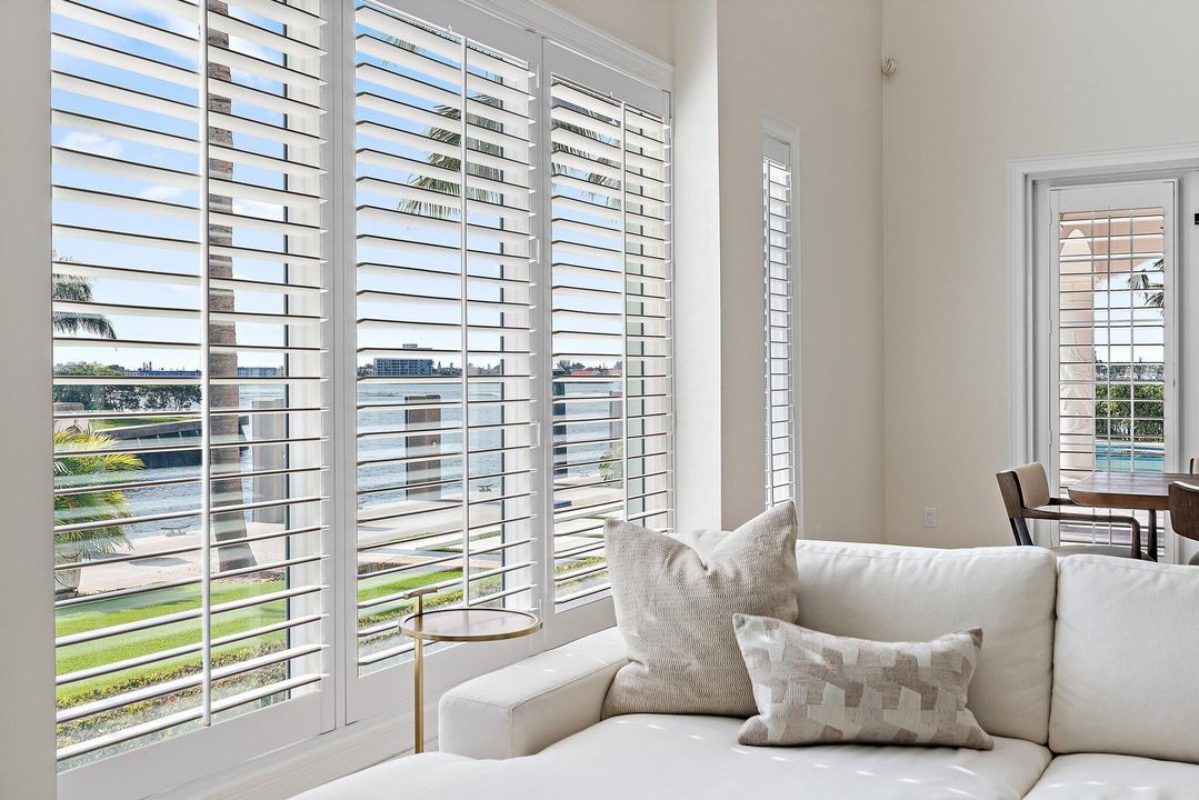 На продажу: $6,875,000 (3 спален, 2 ванн, 4217 Квадратных фут)