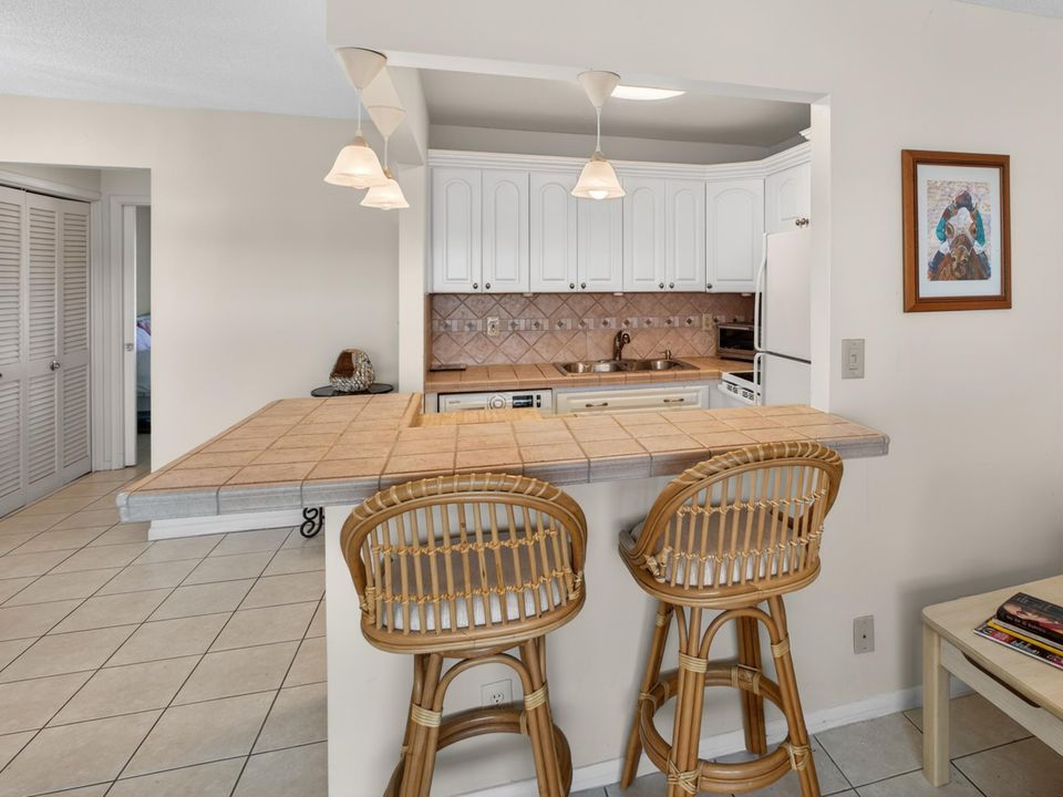 En Venta: $170,000 (1 camas, 1 baños, 646 Pies cuadrados)