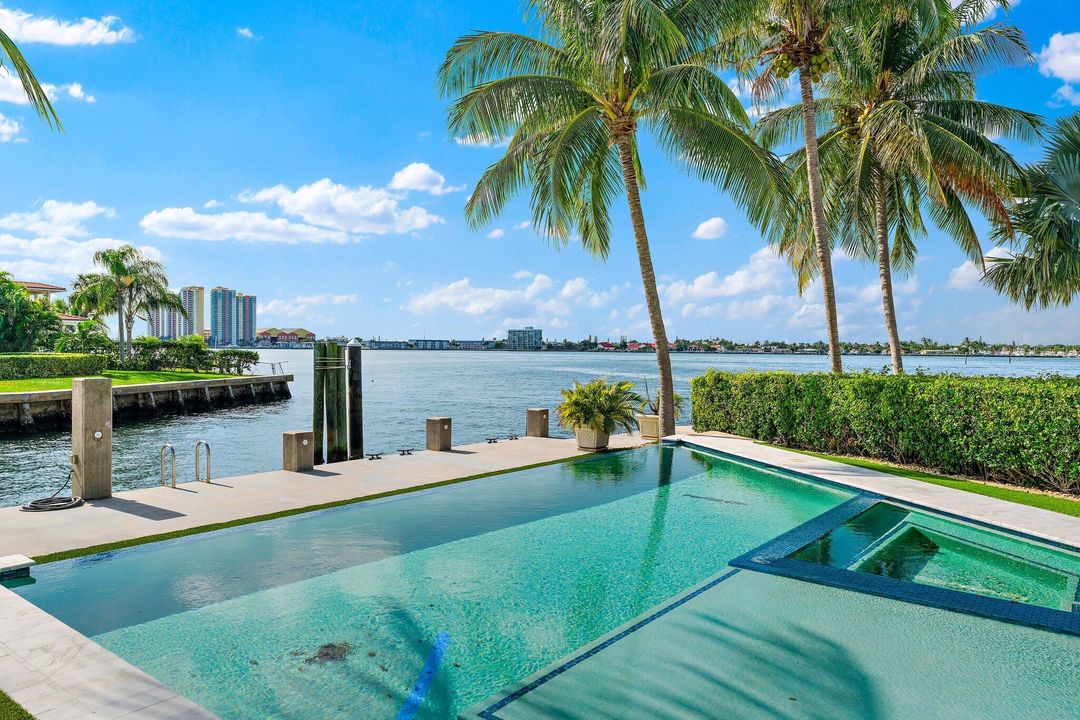 На продажу: $6,875,000 (3 спален, 2 ванн, 4217 Квадратных фут)