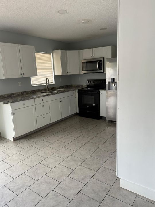 En Renta: $3,200 (3 camas, 2 baños, 1283 Pies cuadrados)