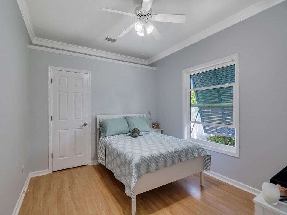 En Venta: $2,395,000 (4 camas, 3 baños, 2691 Pies cuadrados)