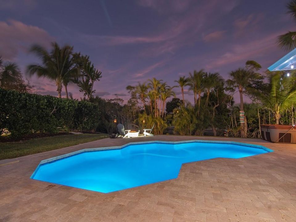 En Venta: $2,395,000 (4 camas, 3 baños, 2691 Pies cuadrados)