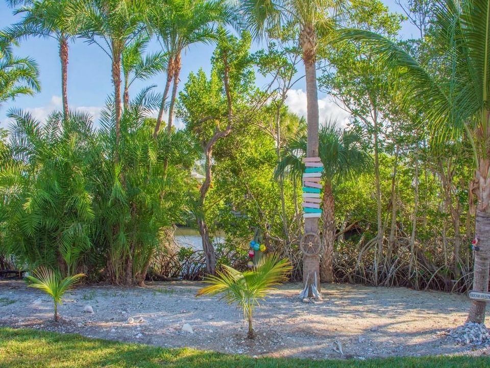 En Venta: $2,395,000 (4 camas, 3 baños, 2691 Pies cuadrados)