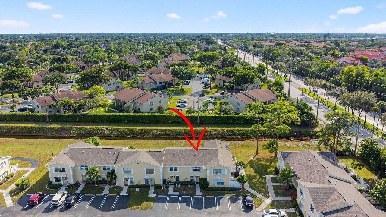 待售: $329,000 (2 贝兹, 2 浴室, 1195 平方英尺)