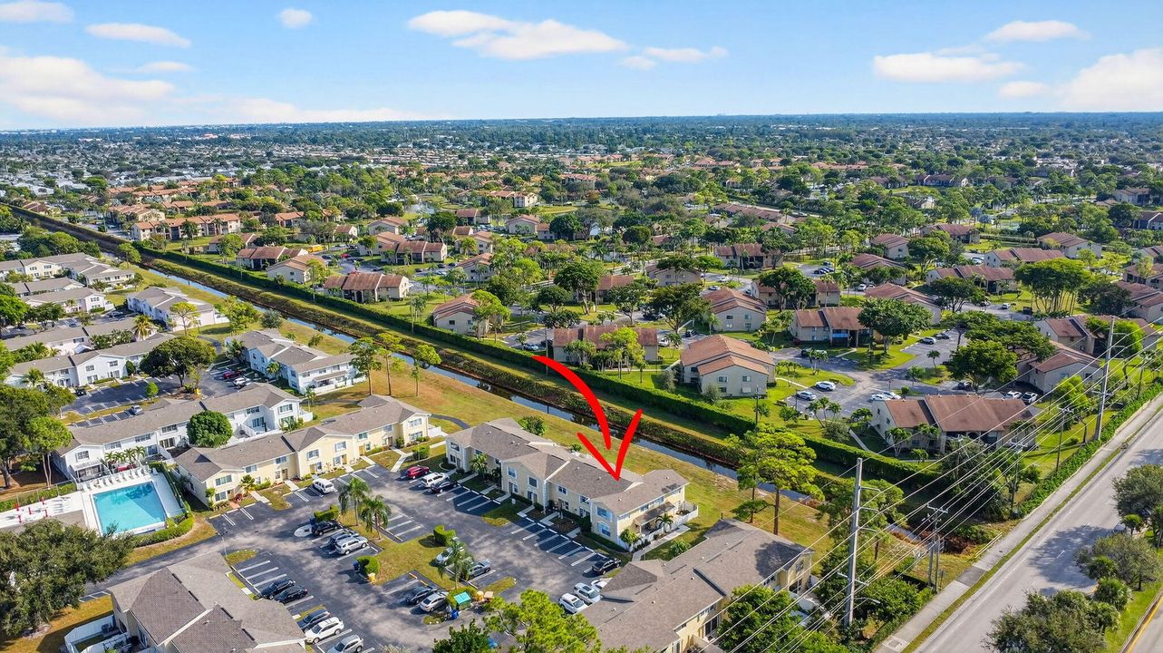 待售: $329,000 (2 贝兹, 2 浴室, 1195 平方英尺)