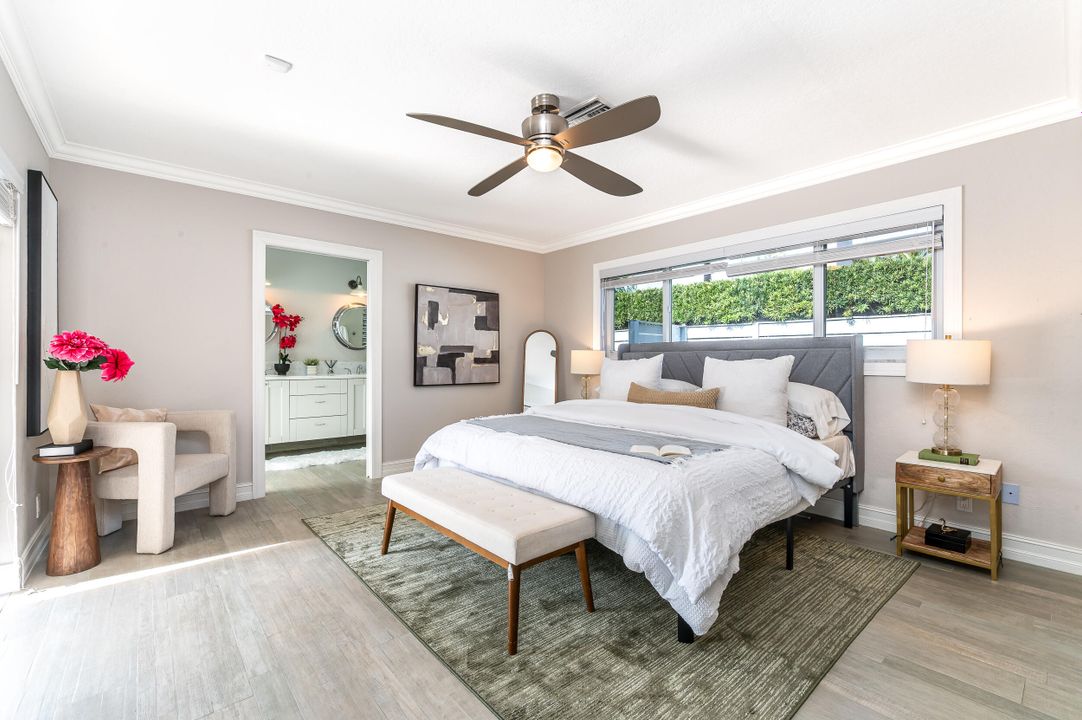 合同活跃: $1,975,000 (3 贝兹, 2 浴室, 1679 平方英尺)