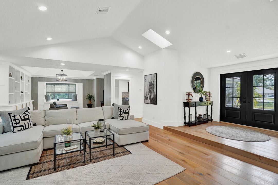 En Venta: $2,125,000 (5 camas, 4 baños, 3935 Pies cuadrados)