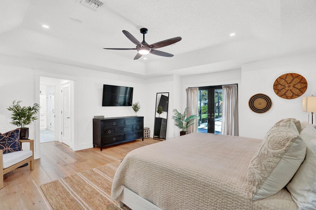 En Venta: $2,125,000 (5 camas, 4 baños, 3935 Pies cuadrados)