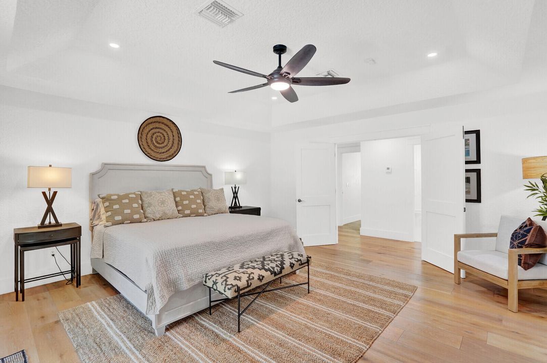 En Venta: $2,125,000 (5 camas, 4 baños, 3935 Pies cuadrados)